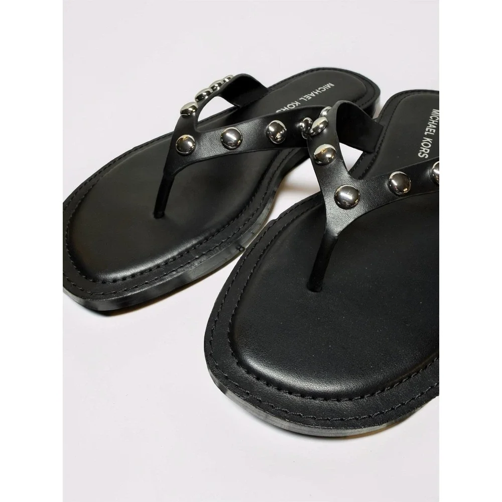 Michael Kors KOKO Flip Flops Black with Silver Leather upper Women's Size 8.5